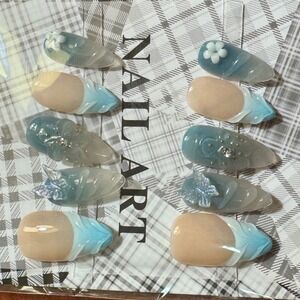 Press On Nails Ocean Wave‎ Tip with Charm Accents Set